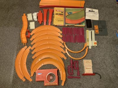 Original Vintage Hot Wheels track