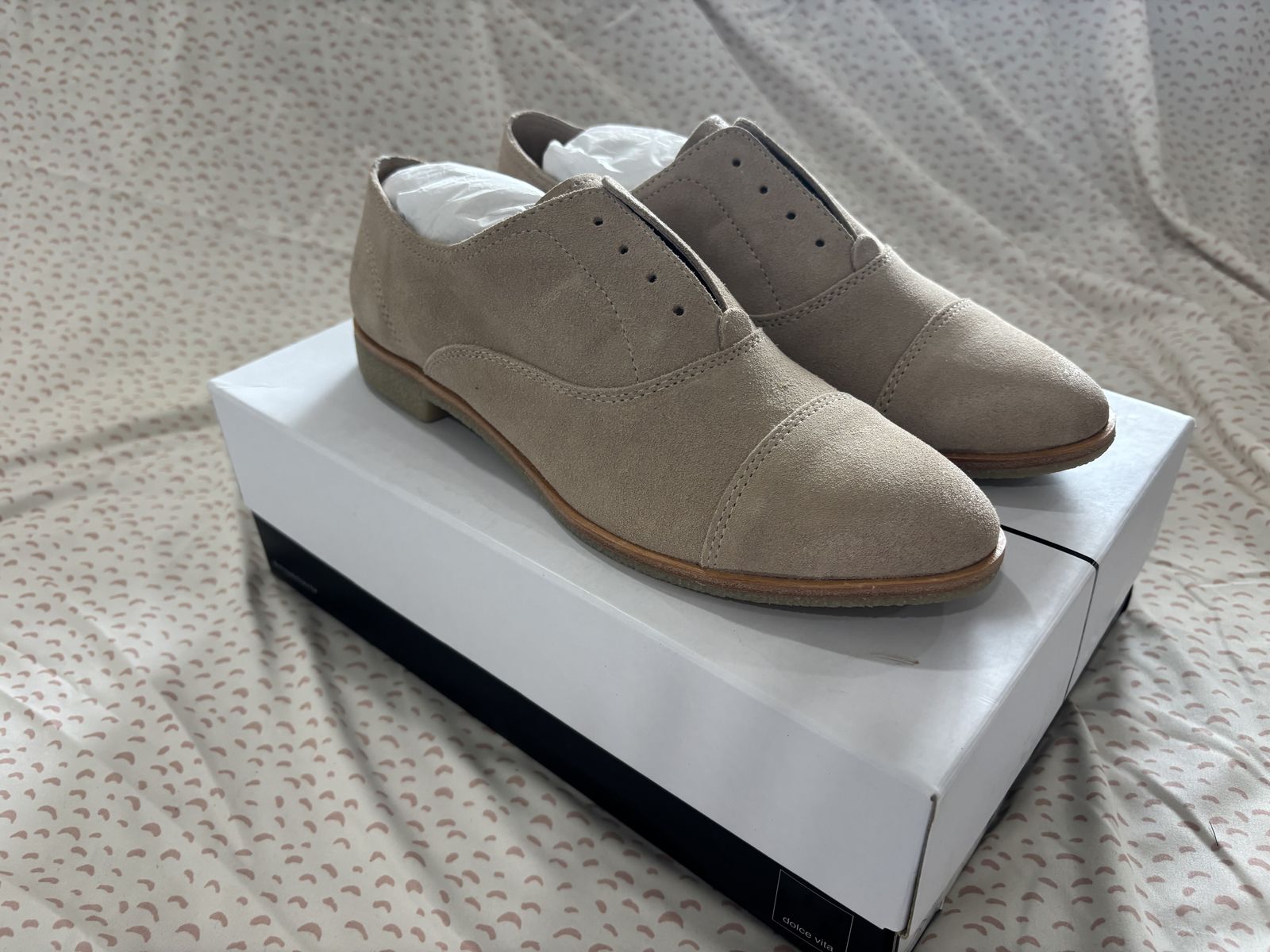 Size 7.5 NEW IN BOX Dolce Vita Oxford/Loafers