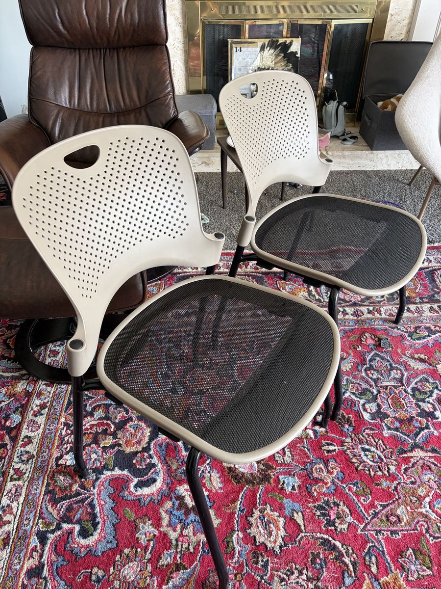 Herman Miller Caper Stacking Chairs - Set of 2