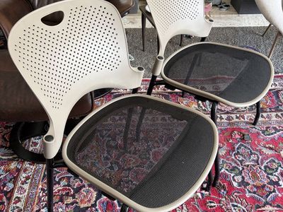 Herman Miller Caper Stacking Chairs - Set of 2