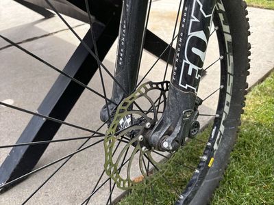 Cannondale Jackal Mountain Bike - Needs Fork & Derailleur Repair (Fox Shox Equipped)