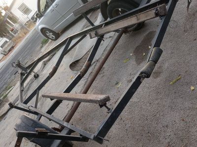 Boat trailer