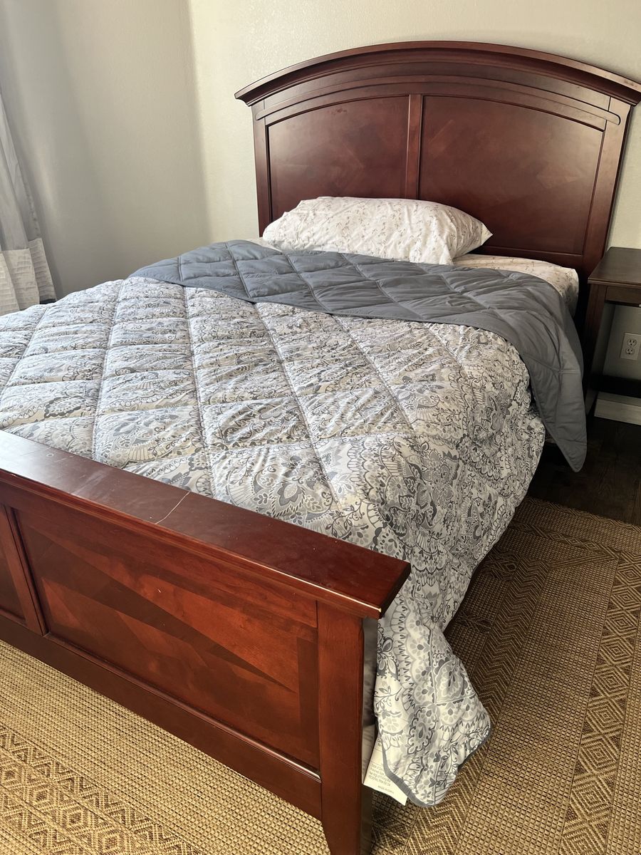 Queen Size Wooden Bed Frame with Headboard, Footboard, and Mattress