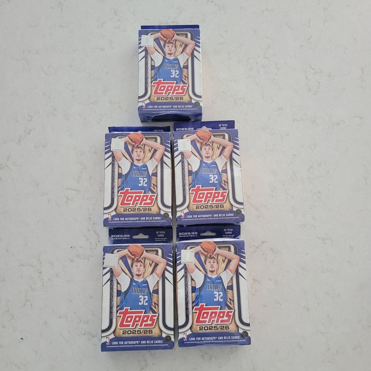 NEW- NBA Topps 2025/2026 Hanger Box