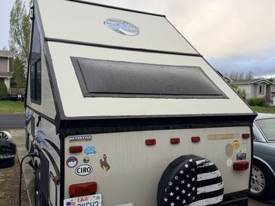 Easy to tow 2017 Palomino camper trailer