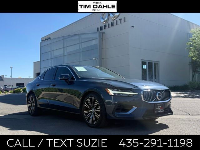 2021 Volvo S60 Recharge T8 Inscription