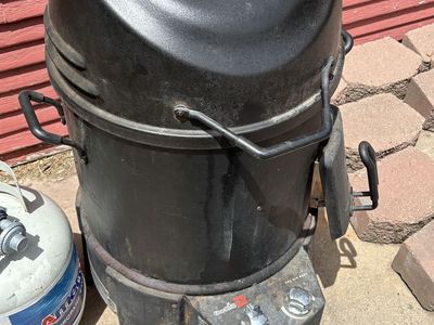 Big easy charbroil grill