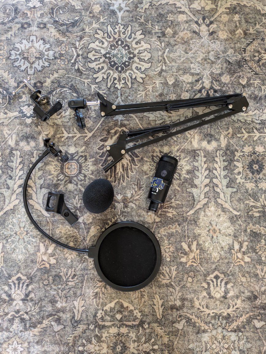 Microphone and accessories