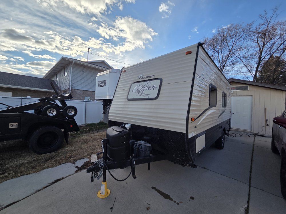 2018 Coachmen Clipper