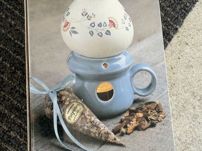 Vintage Floral Ceramic Potpourri & Incense Burner Warm Set with Candle