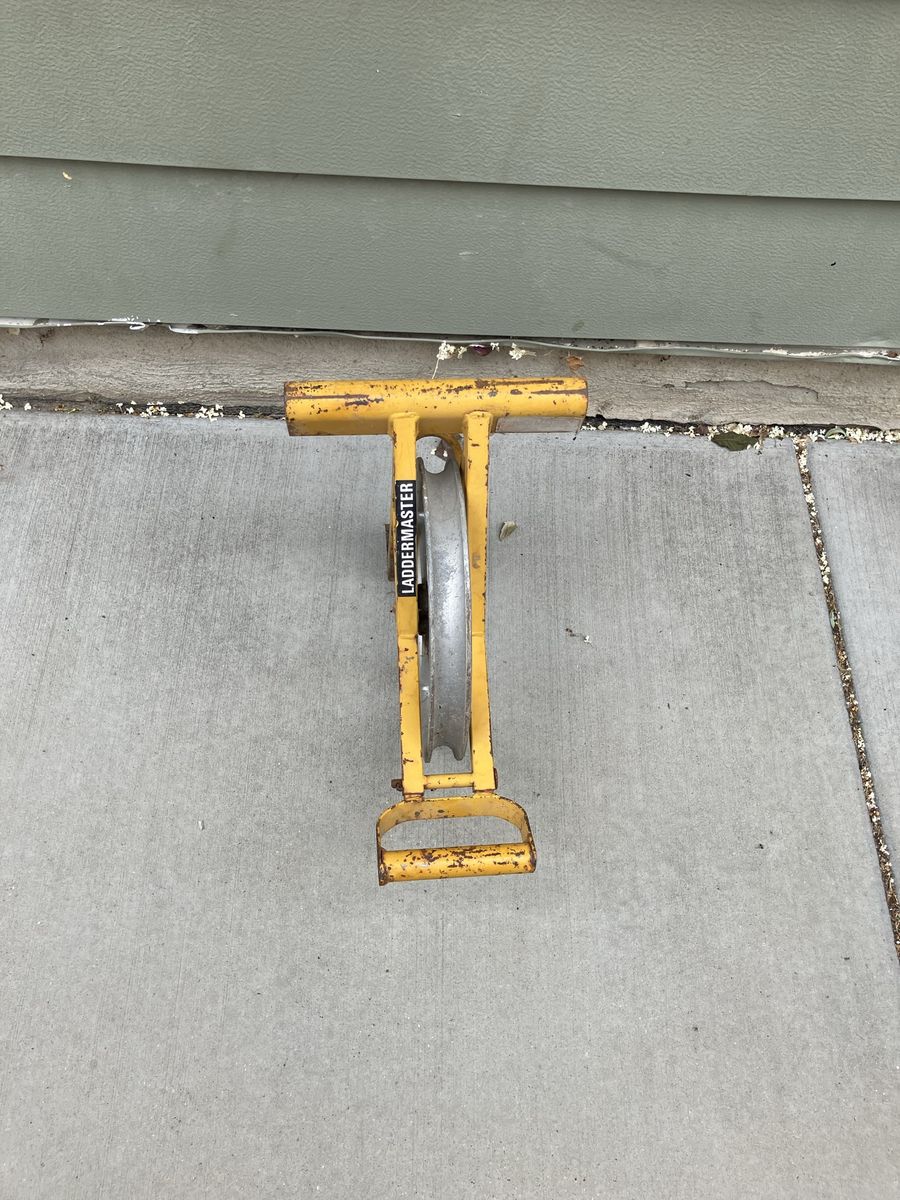 Ladder master pulley setup