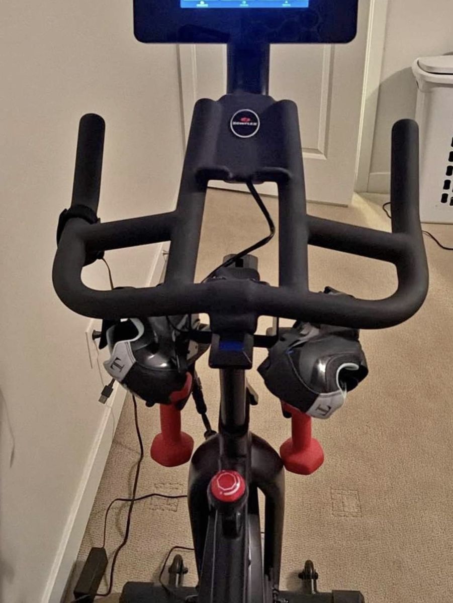 Bowflex C7 exercise bike