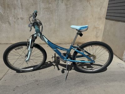Trek girls bike m220