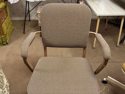 Vintage Steelcase Mid-Century Executive Swivel Office Chair – 1970s In Provo $200 cash/venmo