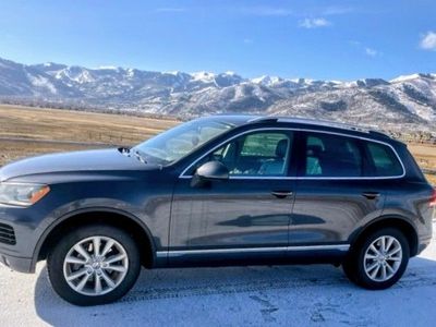 2014 Volkswagen Touareg V6 Sport