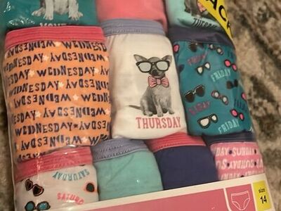 Girls 10 Pack Briefs 100 % cotton Size 14