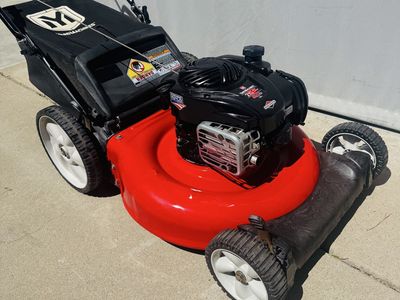 YARDMACHINE 140CC 21" inch Rear Bagger Push Mower