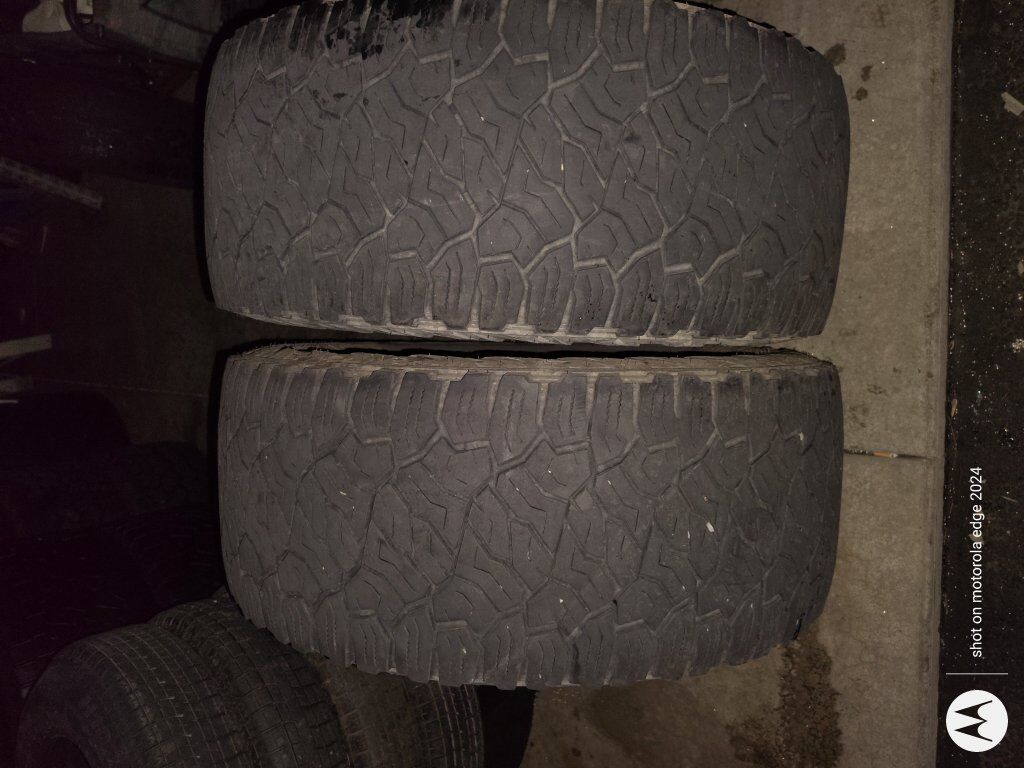 (2) Venom Power Trailhunter ATS. 33X12.50R20