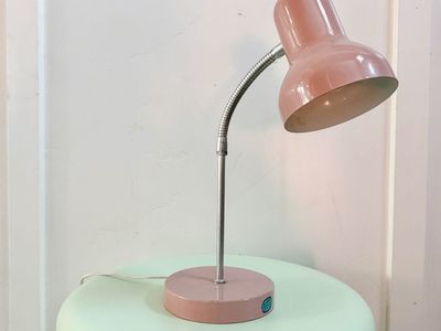 80's Pink Metal Adjustable Gooseneck Table Lamp