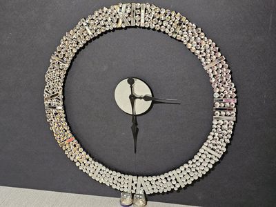 SPARKLING Large WALL CLOCK