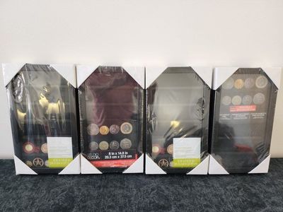 NEW COIN / METAL DISPLAY CASE