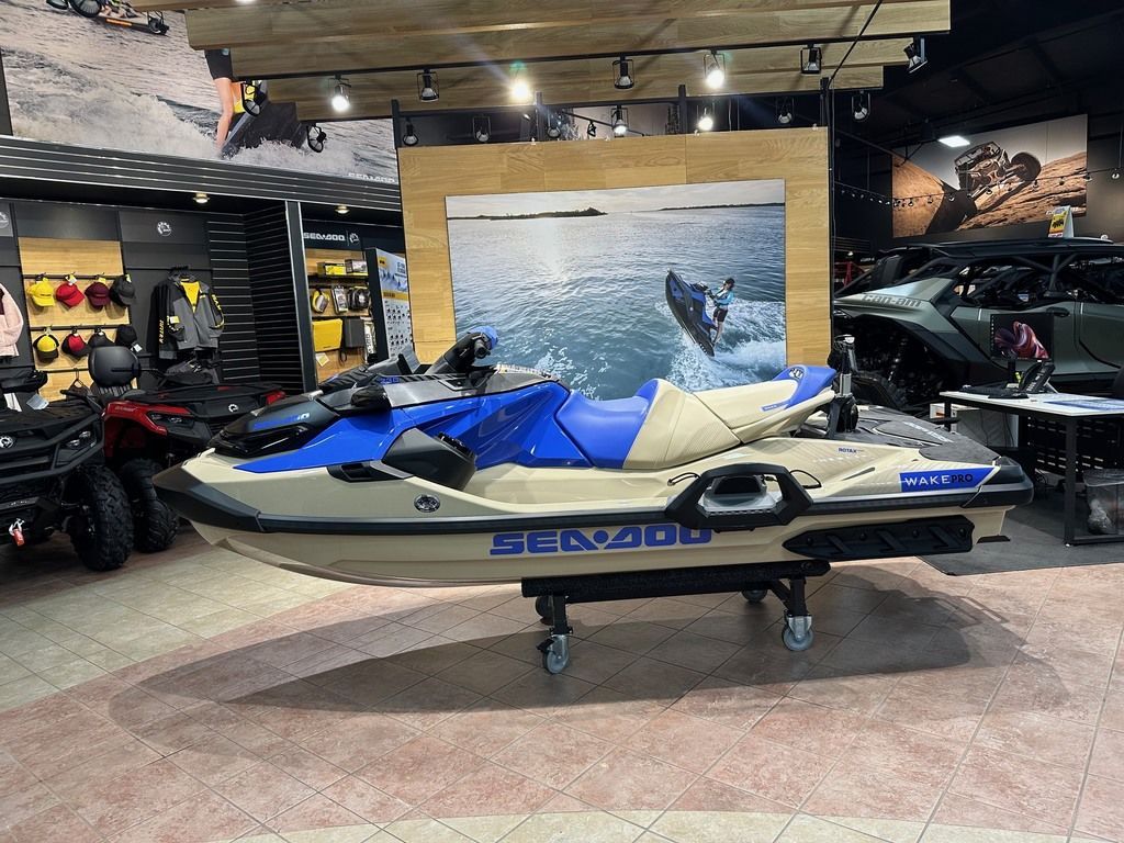 2026 SEA-DOO WAKE PRO 230 Sand / Dazzling Blue - B