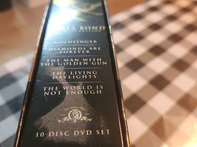 box set of 10james bond movies