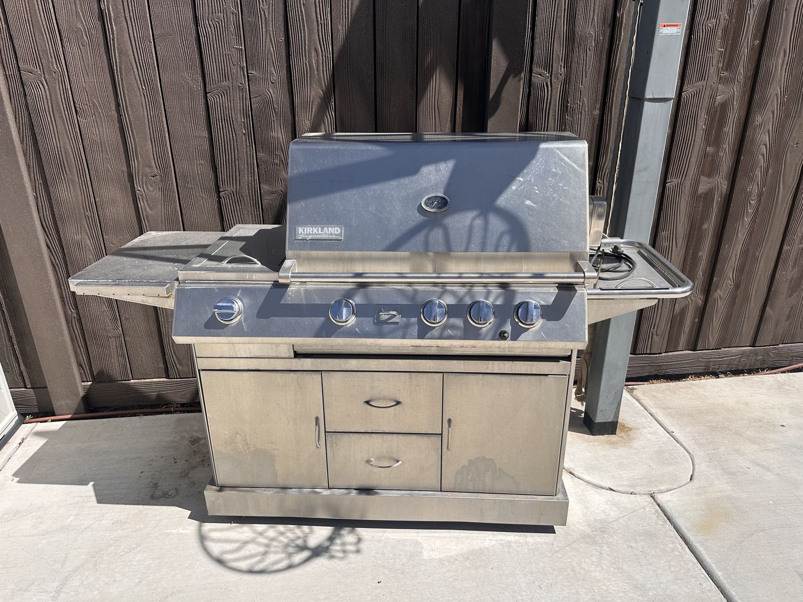 Kirklands signature stainless steel grill