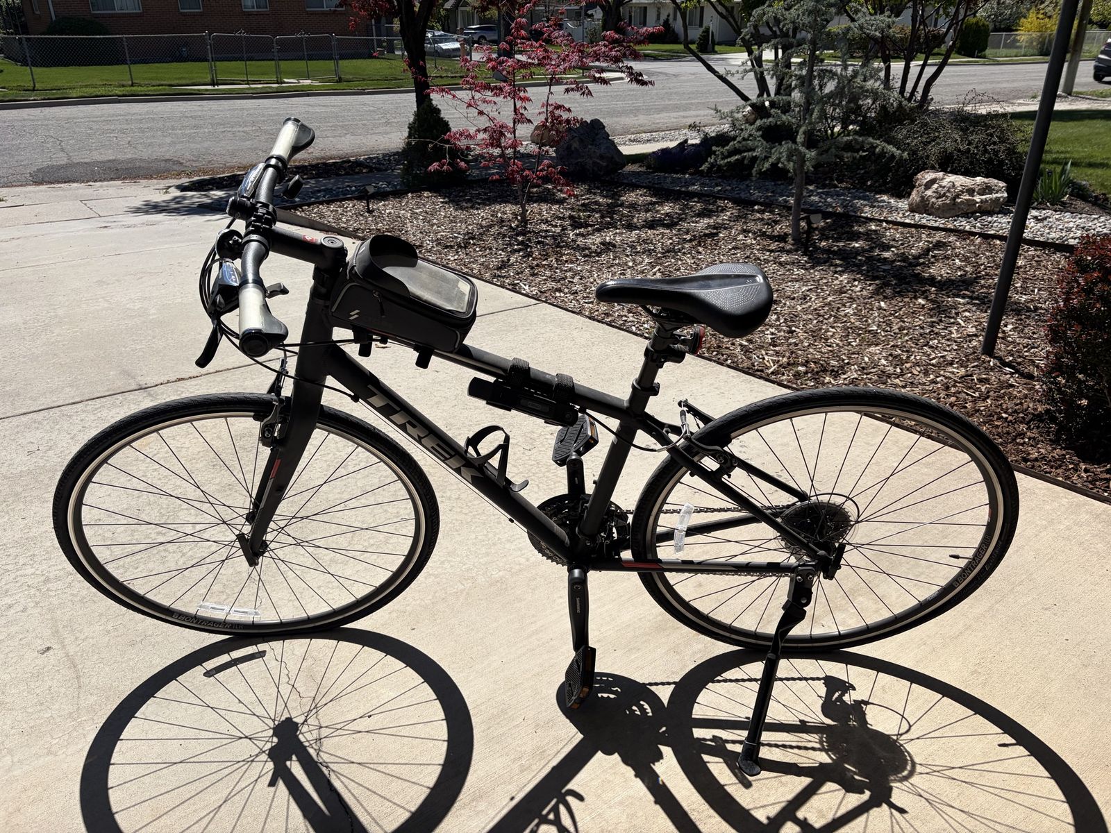 Trek FX3 Hybrid Bike