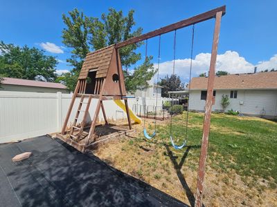 Kids Swingsets