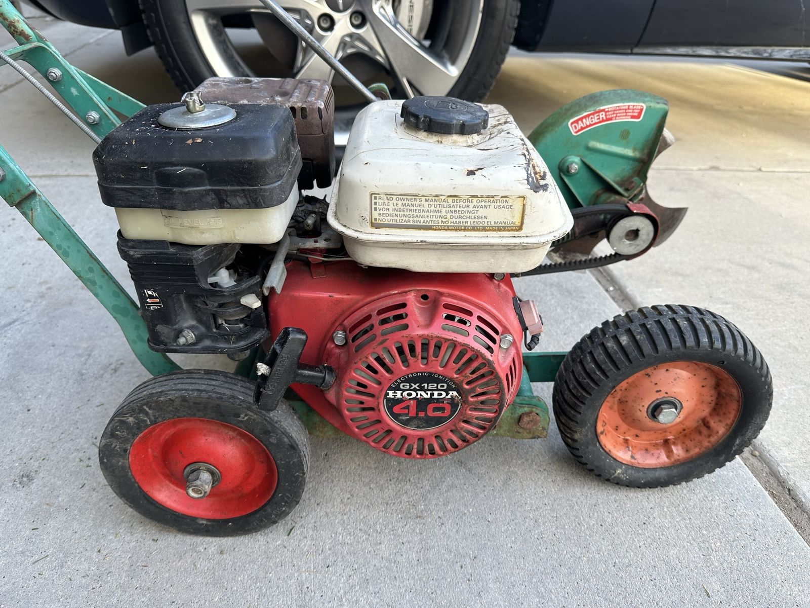 Power Trim Walk-Behind Edger (Honda 4.0HP)
