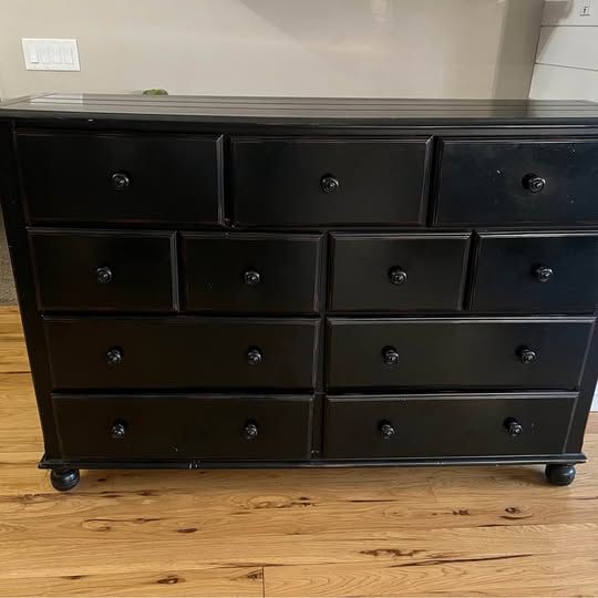 Solid wood distress dresser and night stand