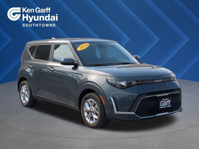 2024 Kia Soul LX