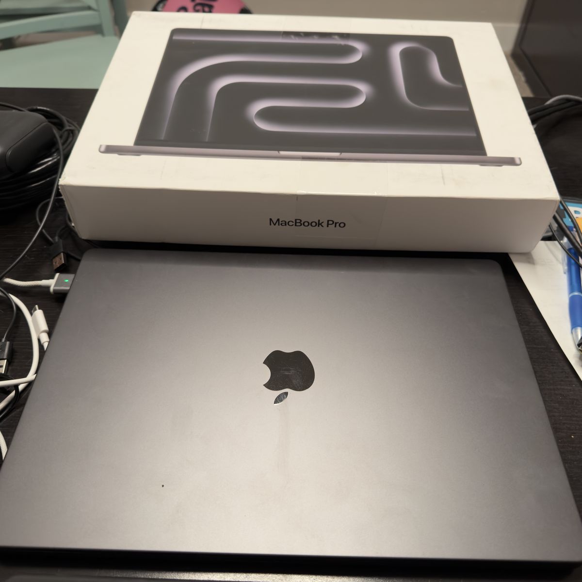 Apple MacBook Pro 16" M4 Pro, 48GB RAM, 512GB SSD, Space Gray, Excellent Condition