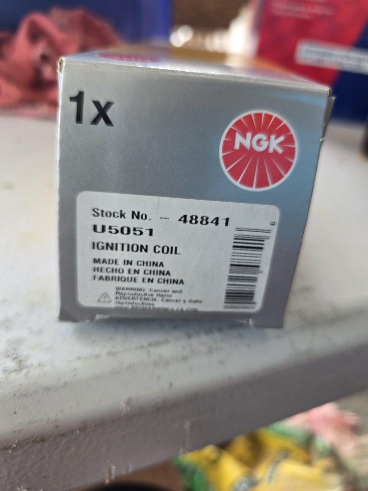 NGK U5051 Ignition Coil Set (Stock No. 48841) - Lot of 5
Honda Acura Saturn