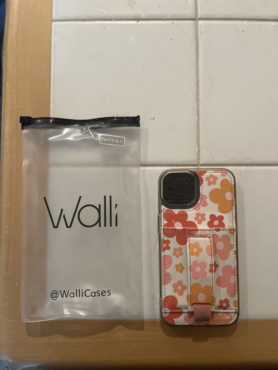 Walli Phone Cases iPhone 13