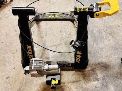 Nashbar Fluid Pro Trainer - Like New