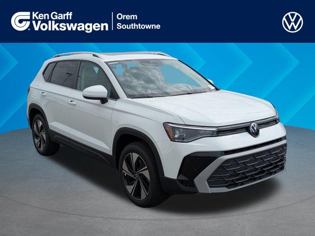 2026 Volkswagen Taos SE 4Motion