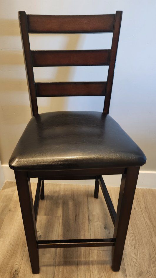 Set of 4 Counter Height Bar Stools