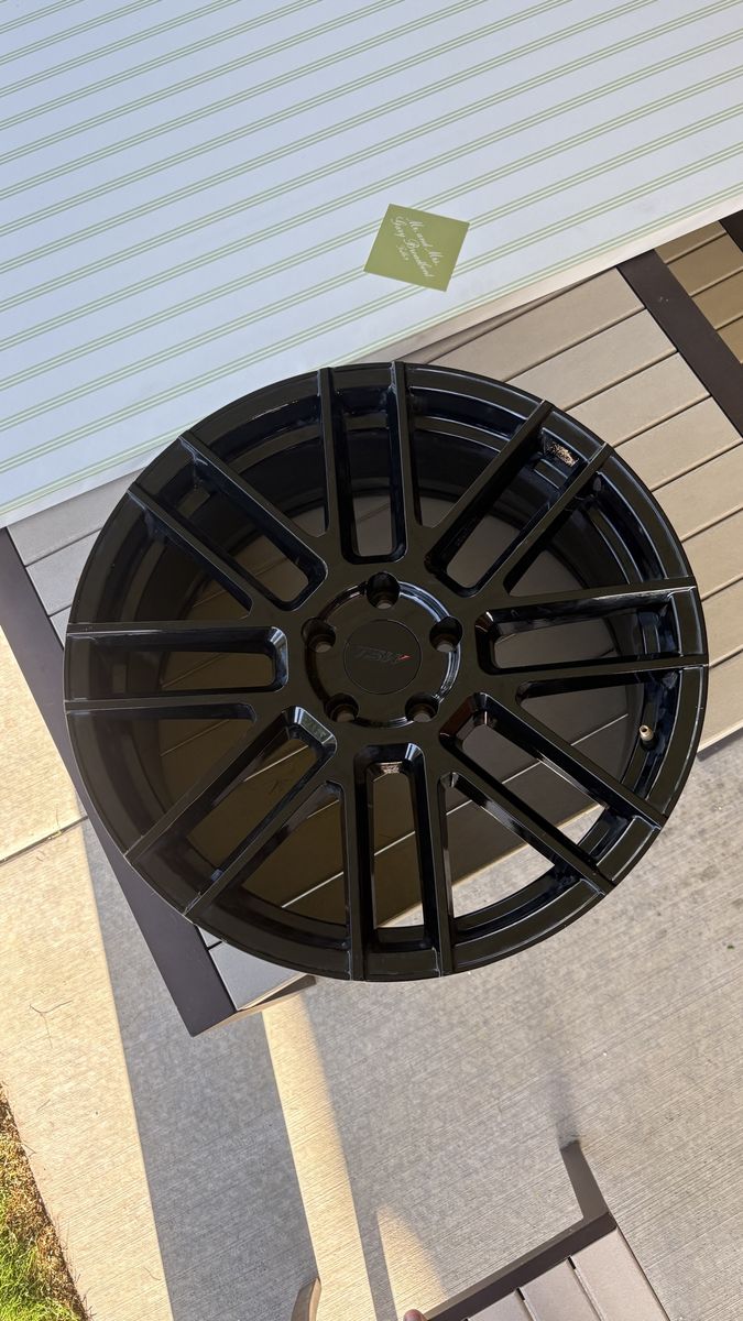 Tsw 20in wheels (full set of 5)