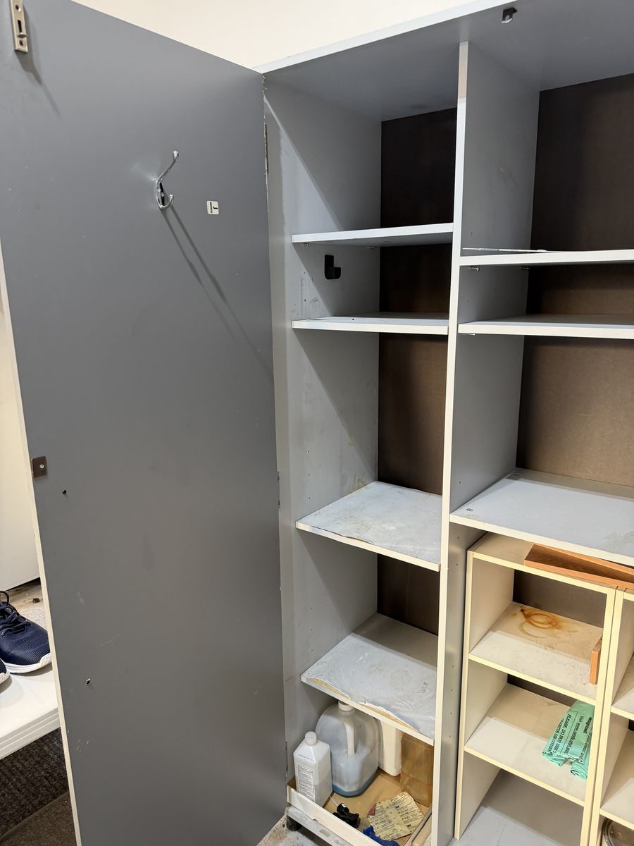 Main image 6
