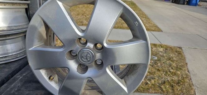 Toyota OEM 5-Spoke Silver Wheel Rim - Used