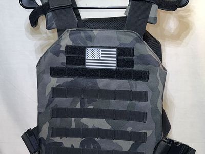 New Camo Plate Carrier Vest with Molle Webbing & Flag Patch