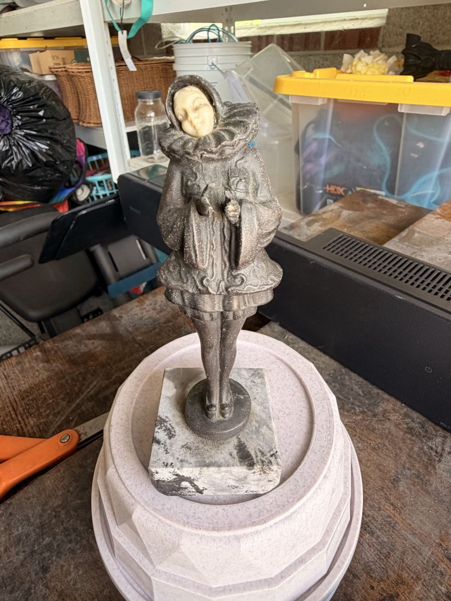 Main image 6