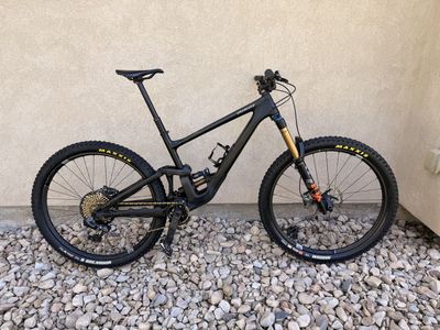 2023 Specialized S-Works Enduro – Size S4