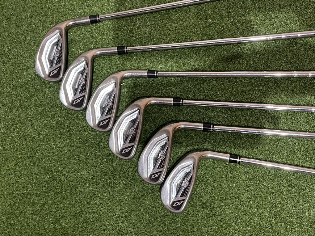 Wilson D7 Irons Regular Flex