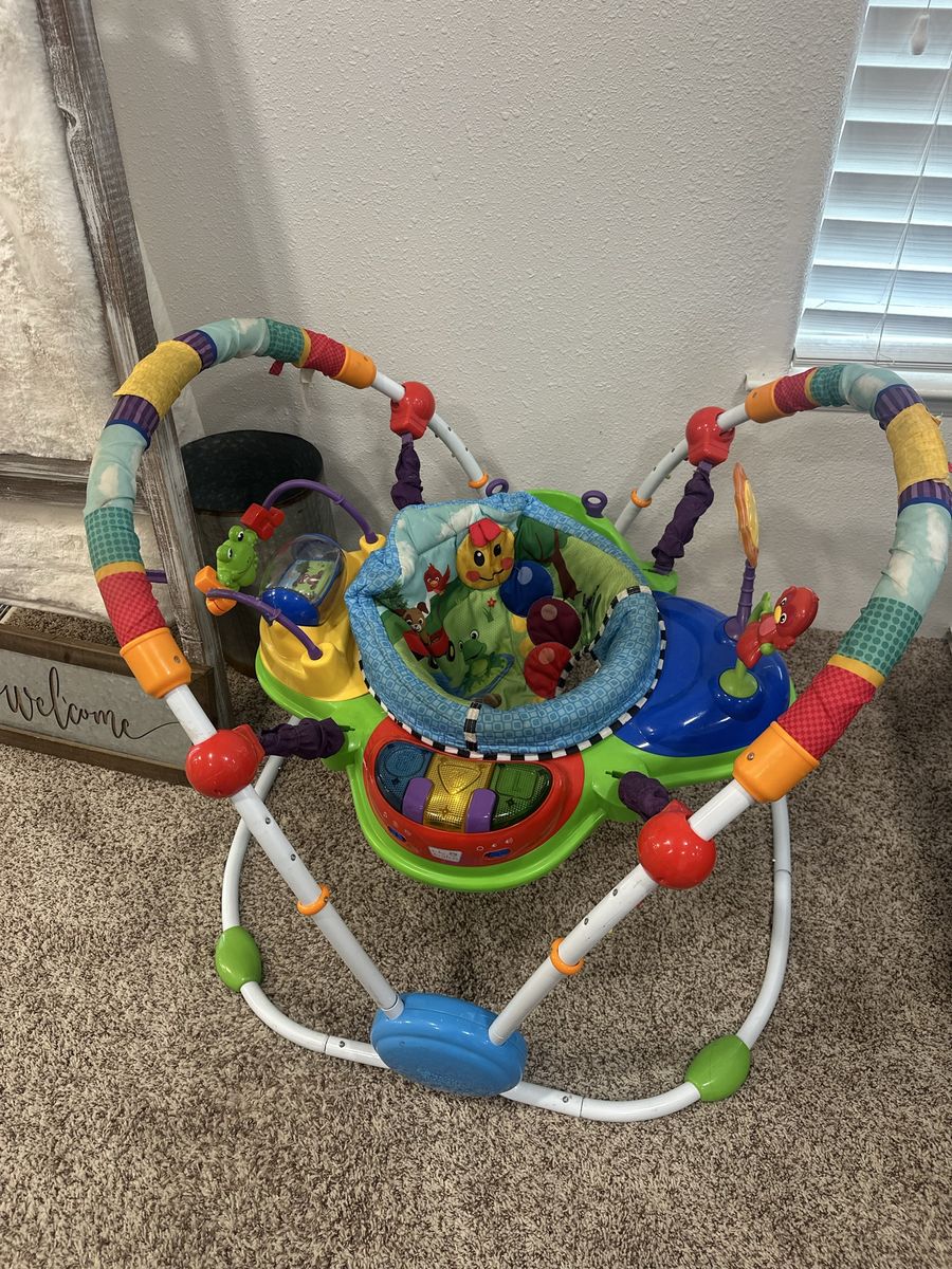 Baby bouncer