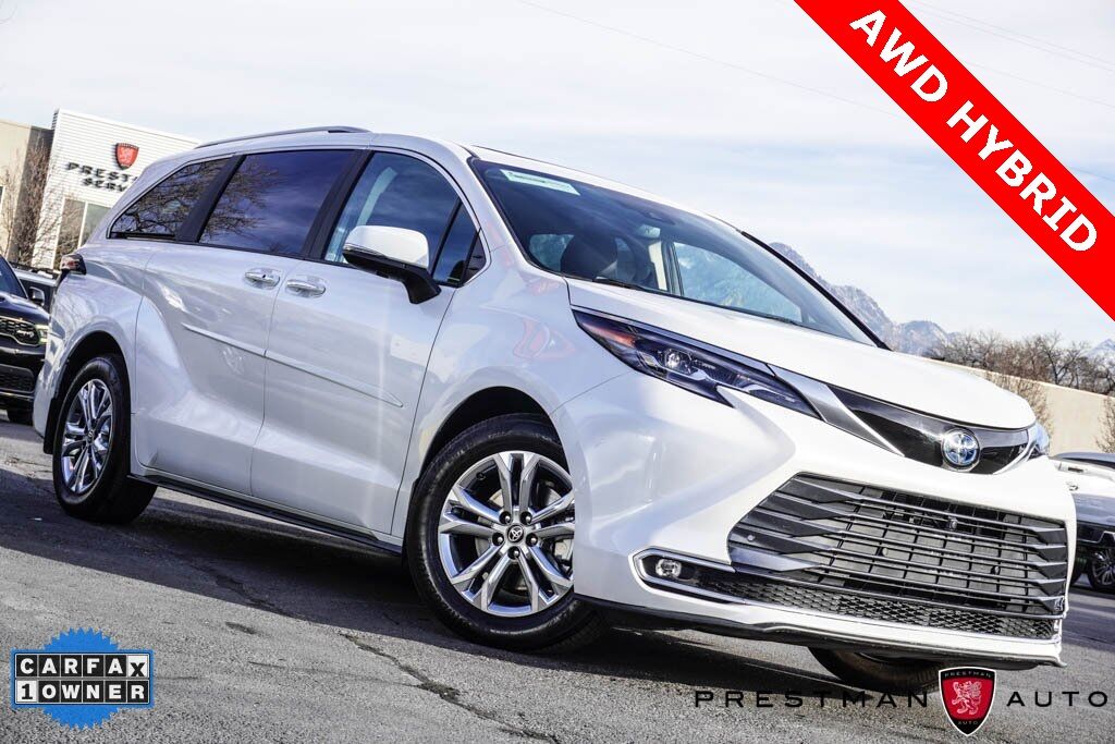 2024 Toyota Sienna Platinum 7-Passenger