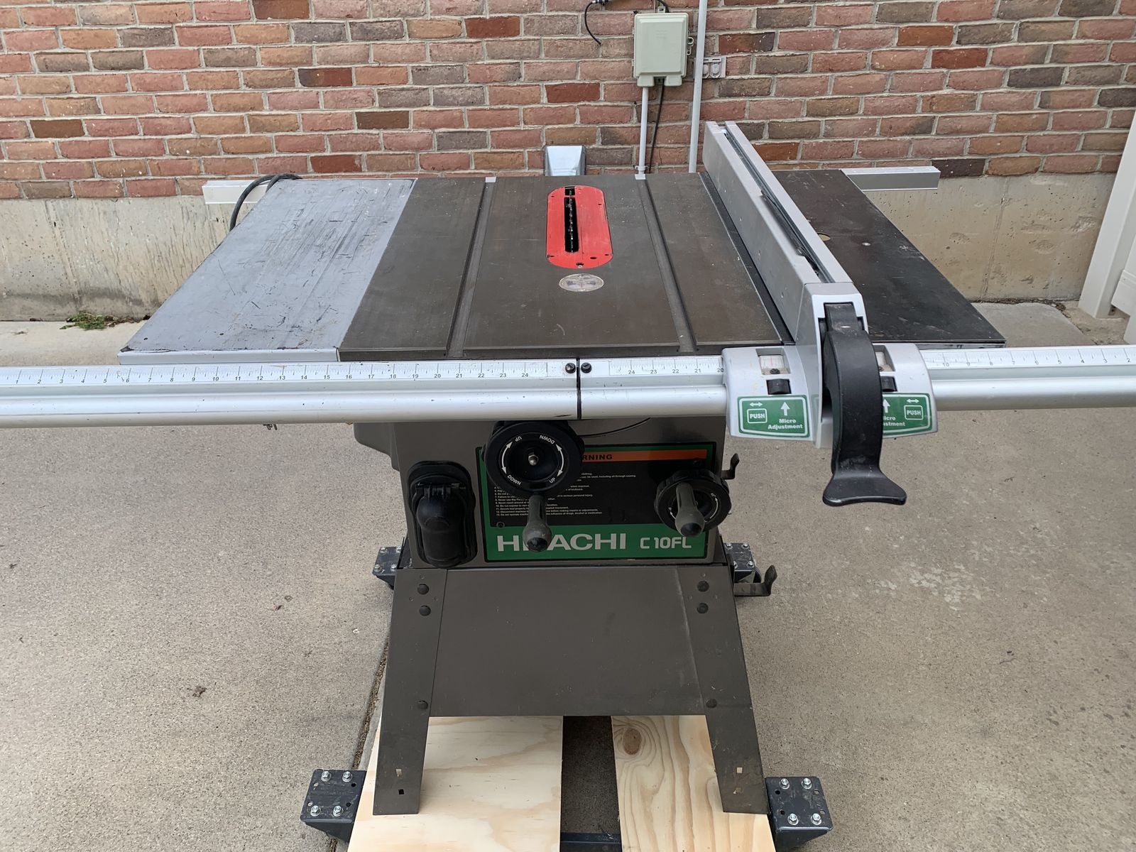 Table saw