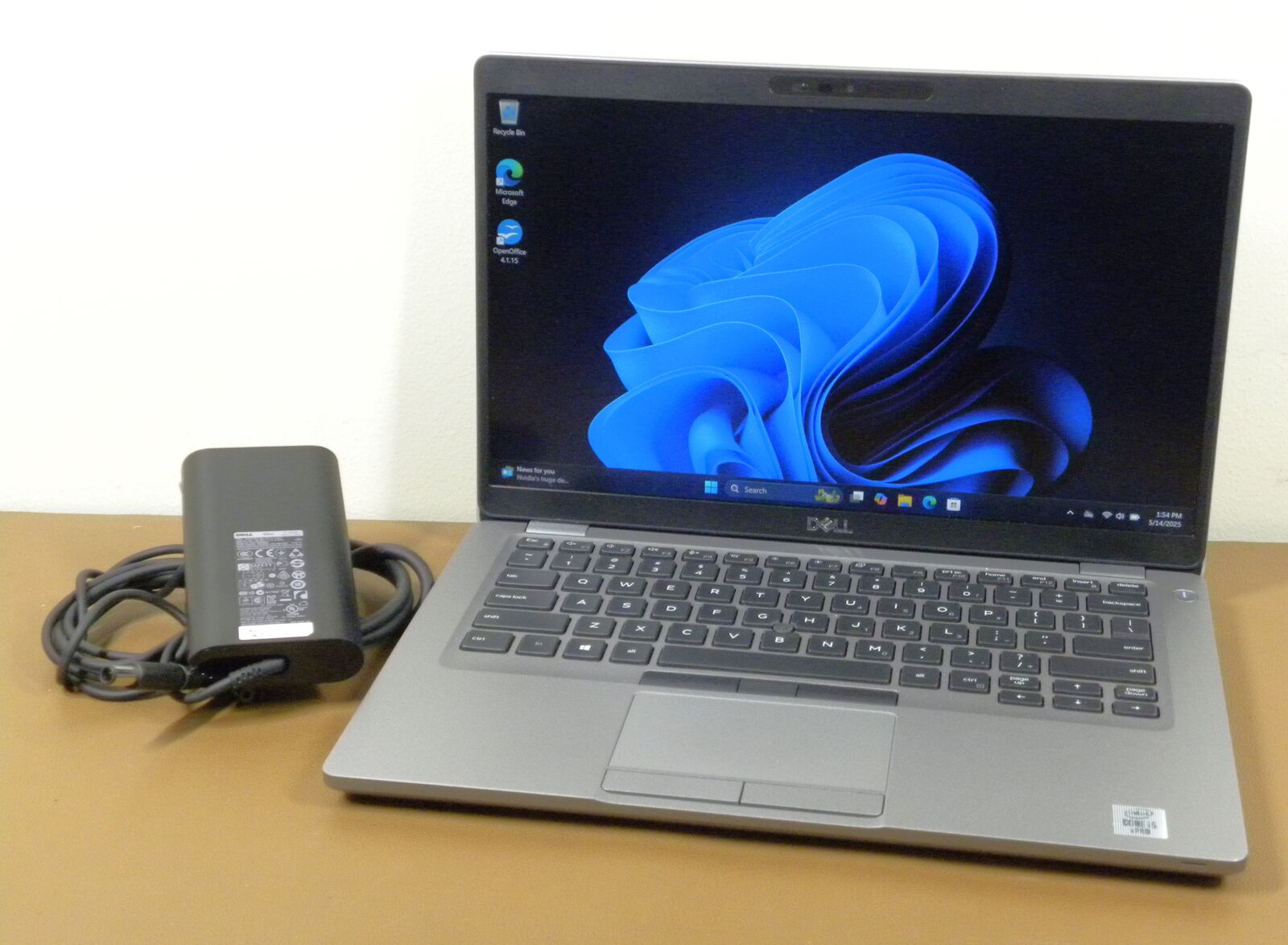 Dell Latitude 5411 Laptop Touchscreen i5-10400H 256GB NVMe SSD 16GB